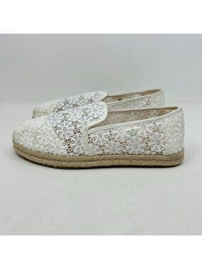 TOMS Lace Espadrilles Women’s 7.5 White Slip On Floral Crochet Casual Flats
